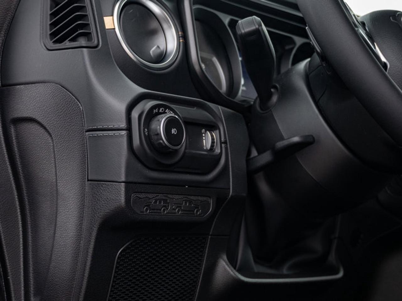 2026 Jeep Wrangler Sahara Photo