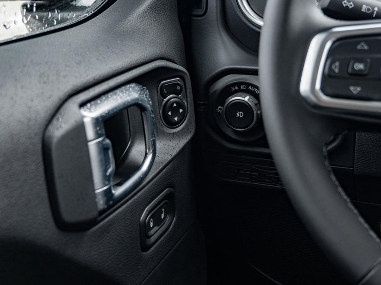 2026 Jeep Wrangler Sahara Photo