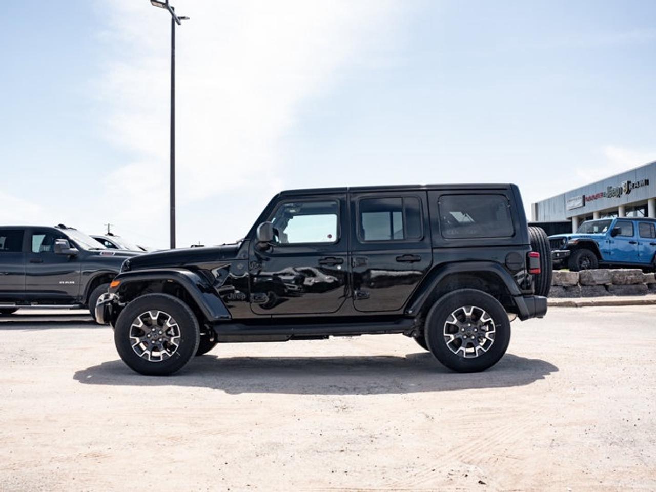 2026 Jeep Wrangler Sahara Photo