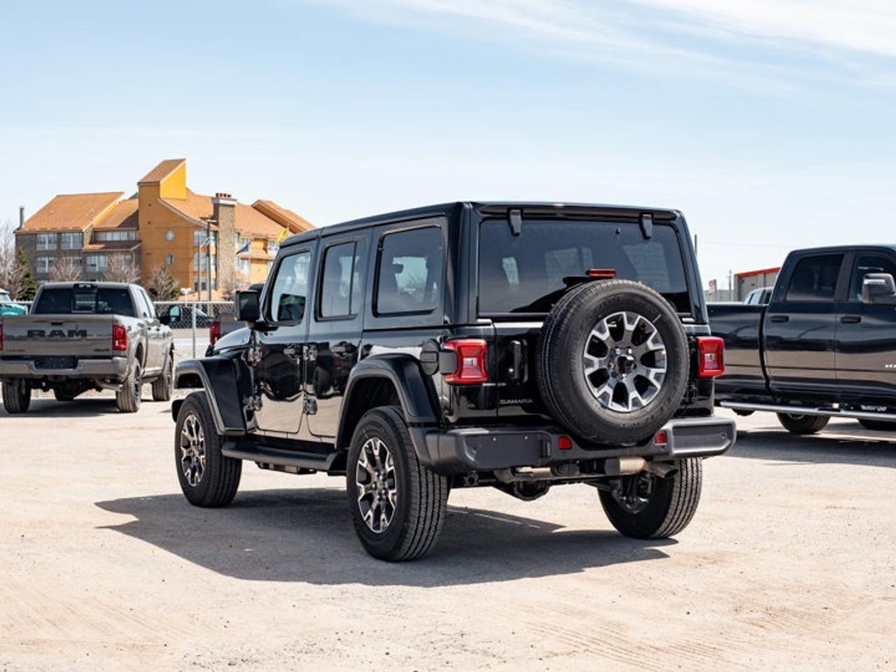 2026 Jeep Wrangler Sahara Photo
