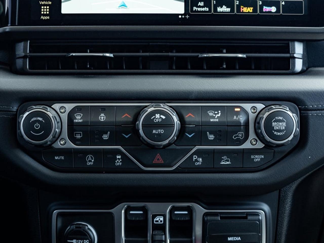 2026 Jeep Wrangler Sahara Photo
