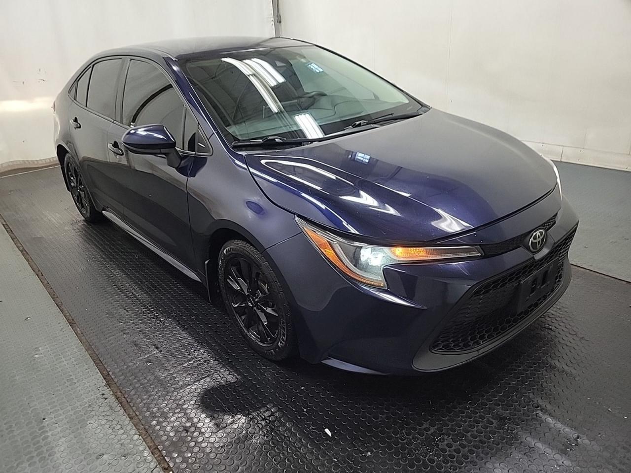 2020 Toyota Corolla LE - Photo #1