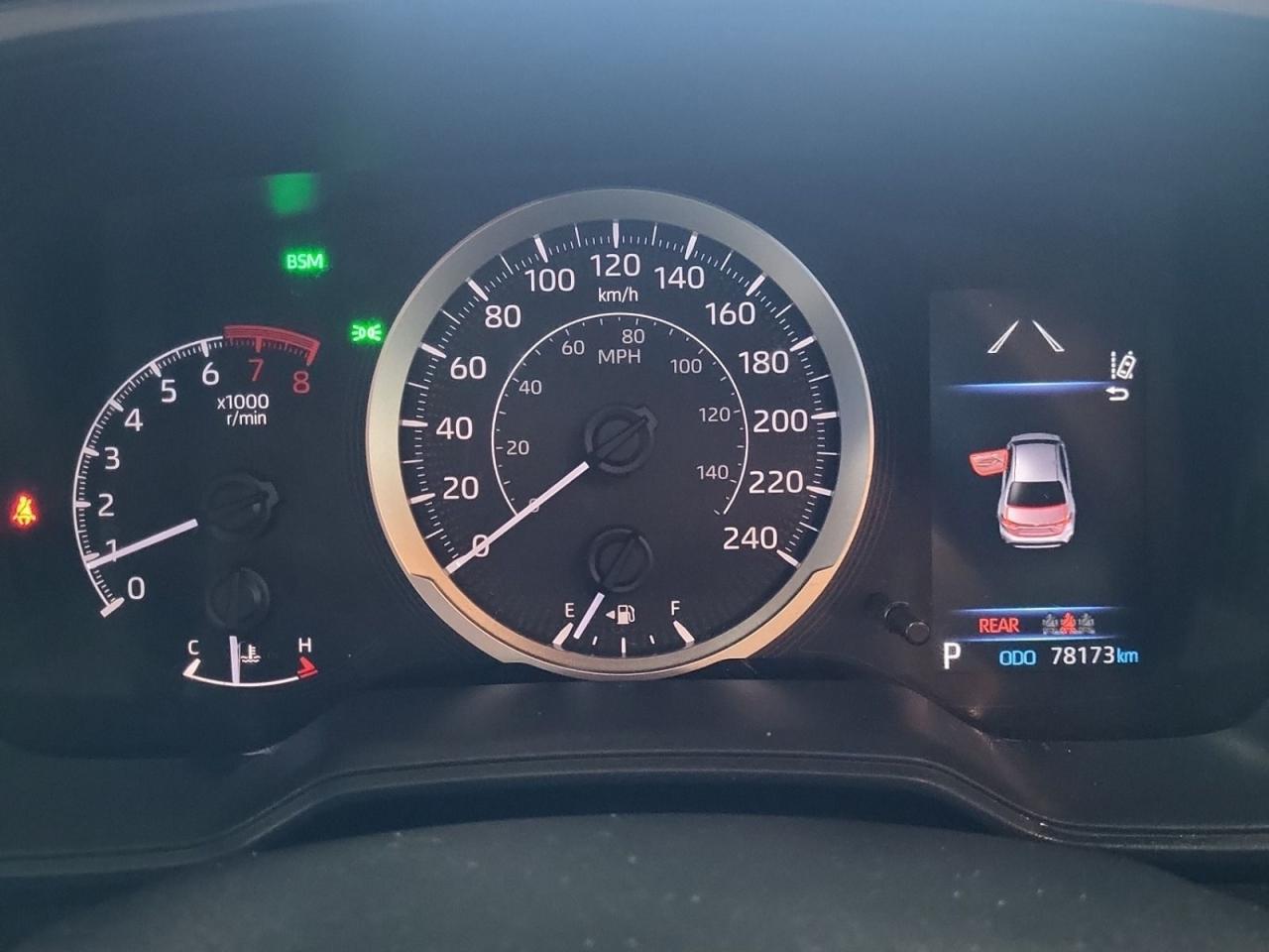 2020 Toyota Corolla LE - Photo #8