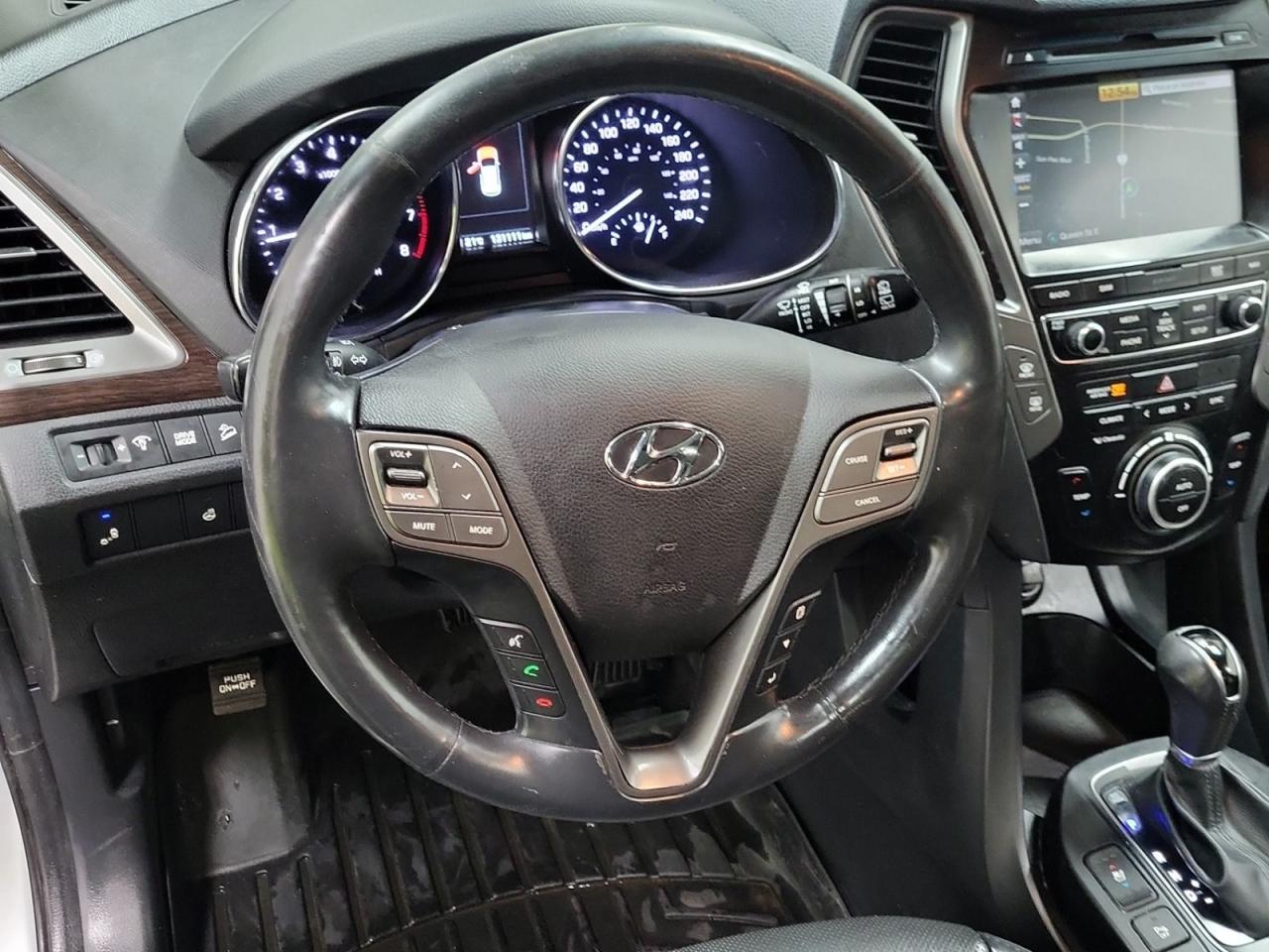 2018 Hyundai Santa Fe Sport Limited Photo3