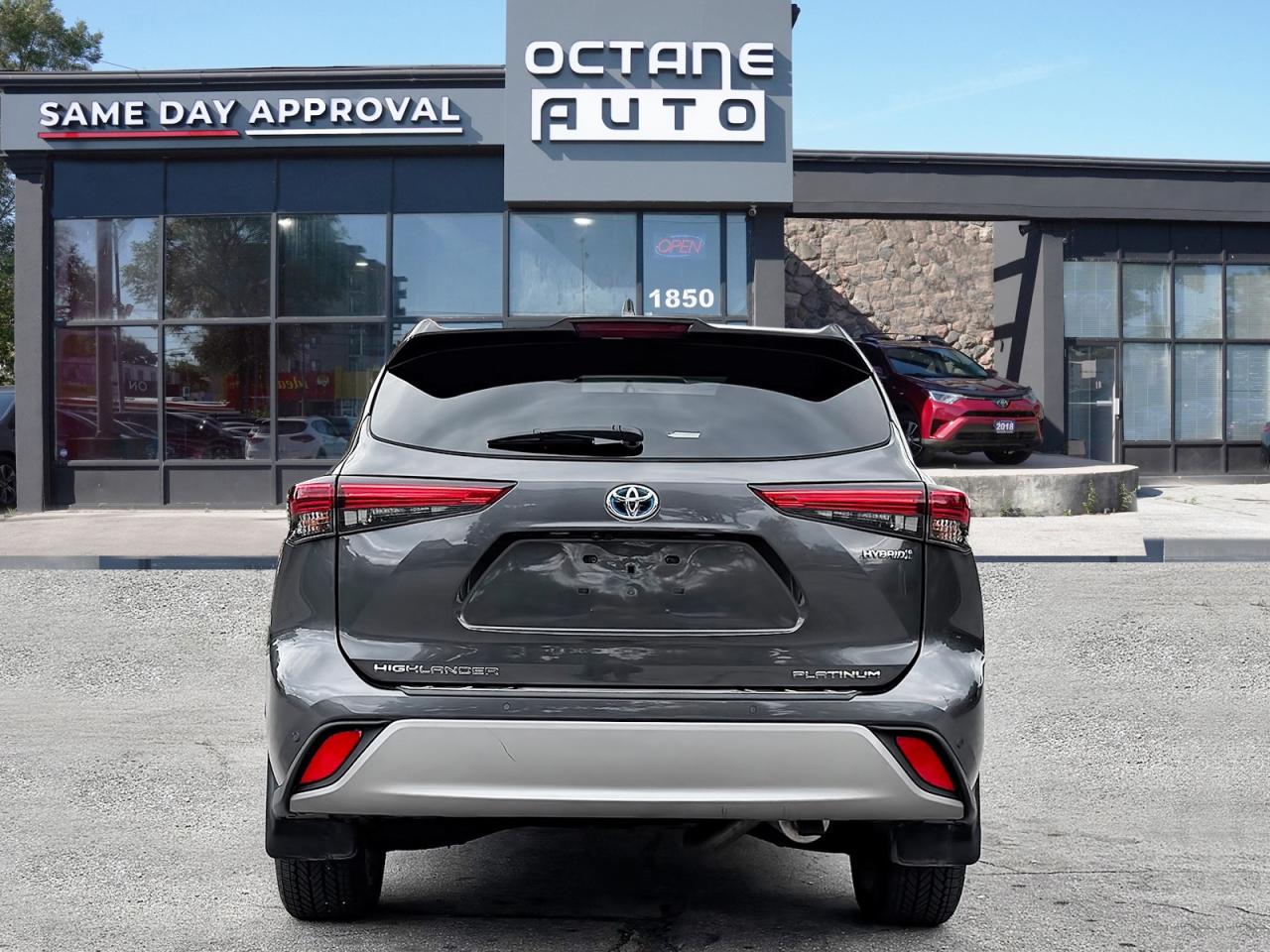 2020 Toyota Highlander Hybrid Limited Photo4