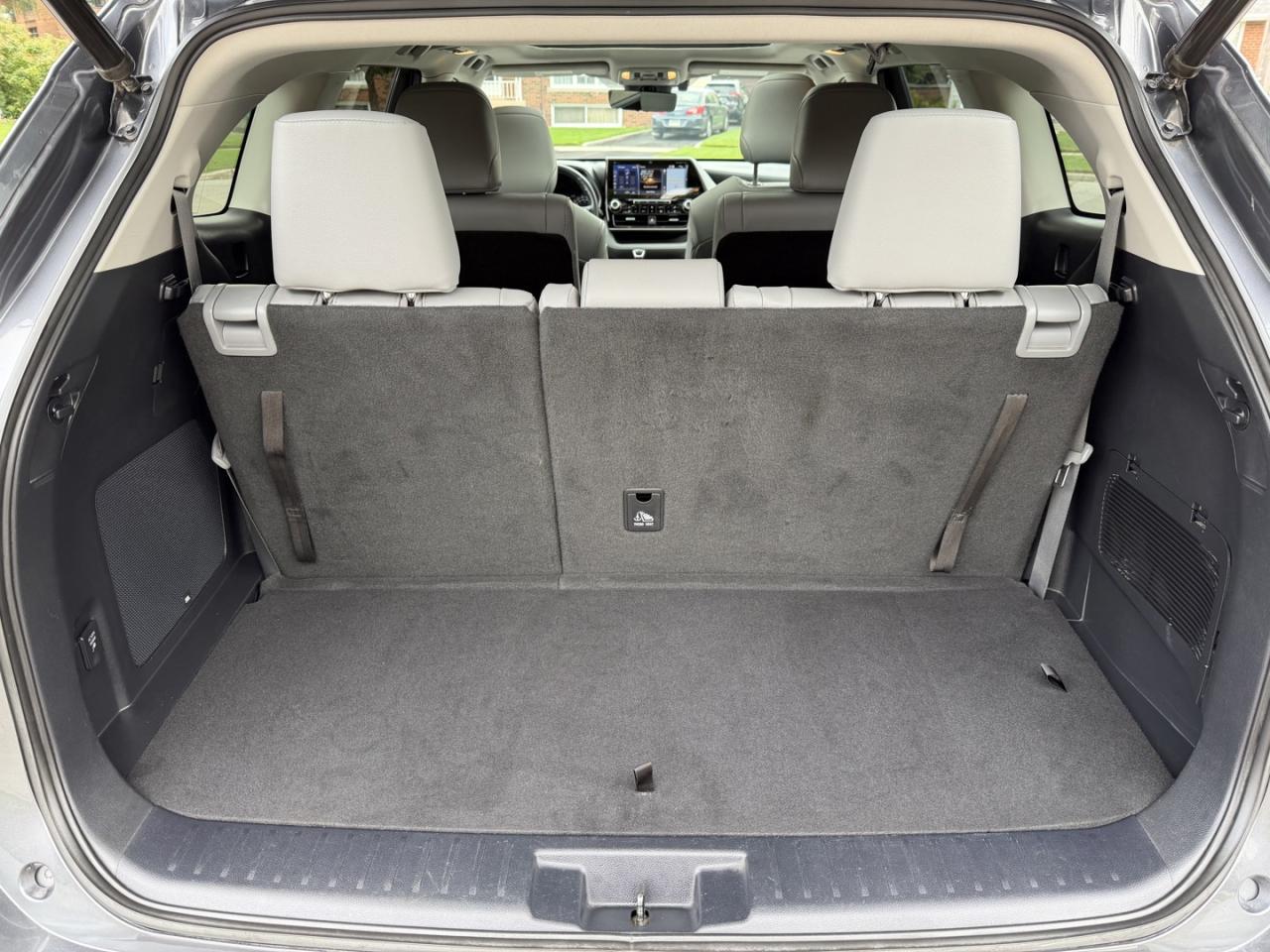 2020 Toyota Highlander Hybrid Limited - Photo #7
