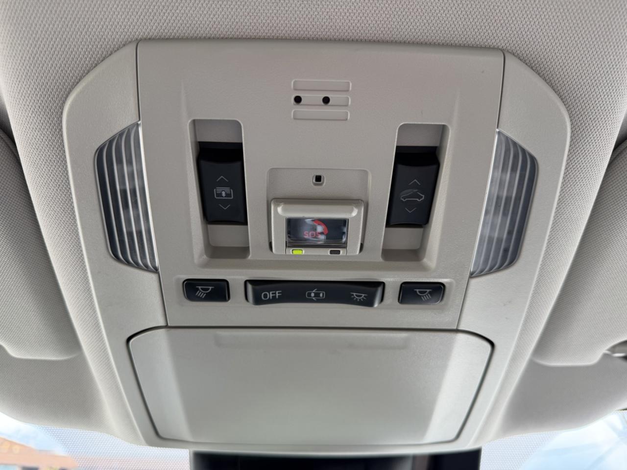 2020 Toyota Highlander Hybrid Limited - Photo #26