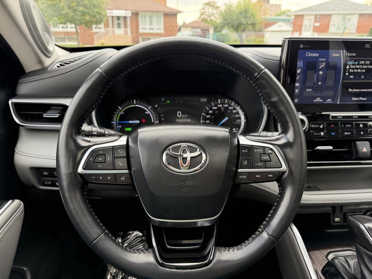 2020 Toyota Highlander HYBRID Limited AWD Photo