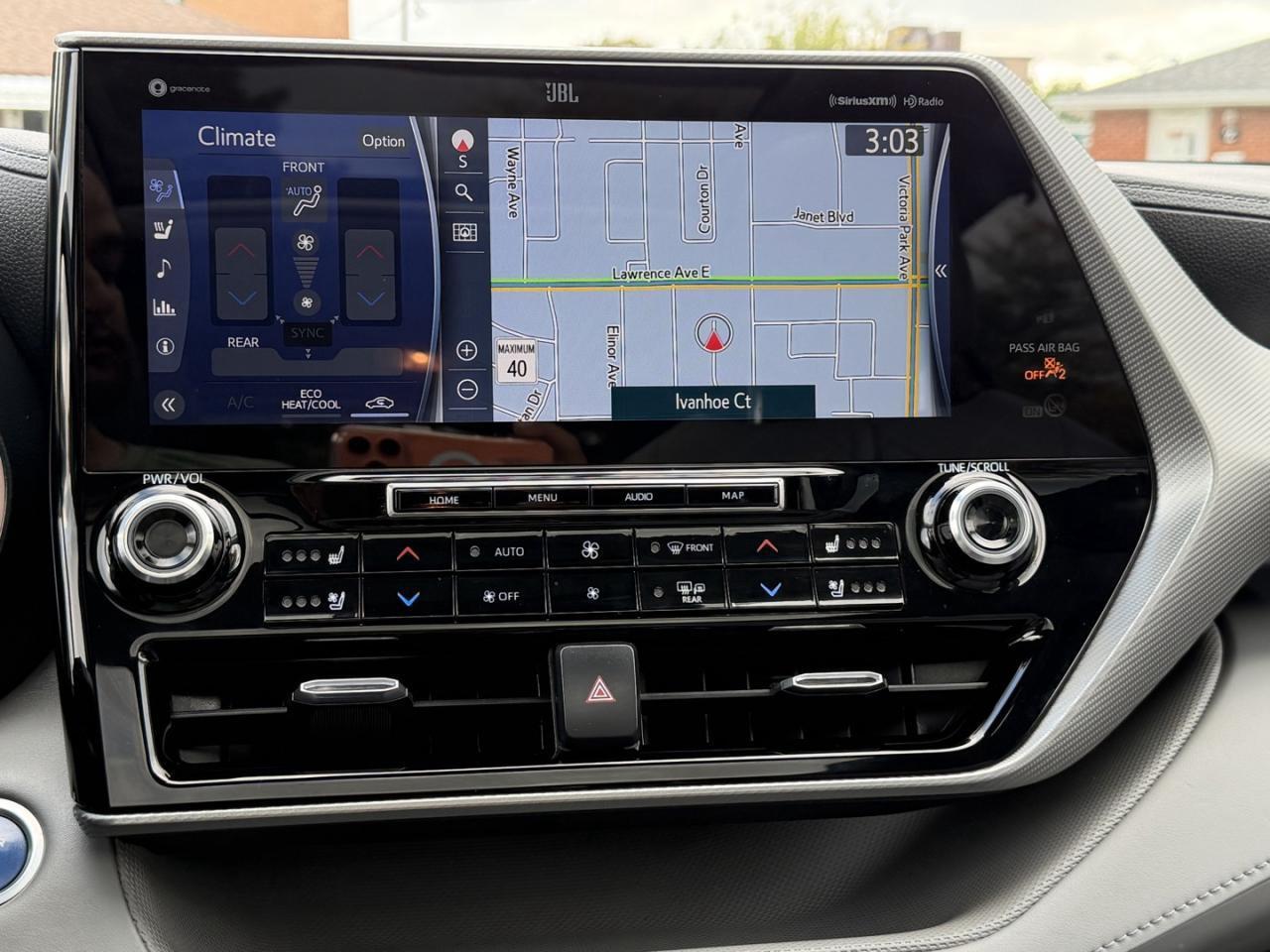 2020 Toyota Highlander HYBRID Limited AWD Photo