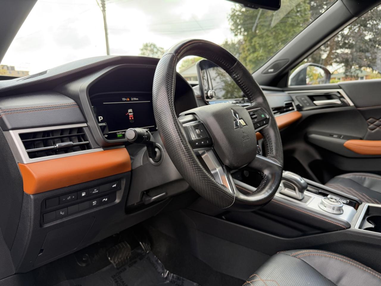 2023 Mitsubishi Outlander Phev GT - Photo #15