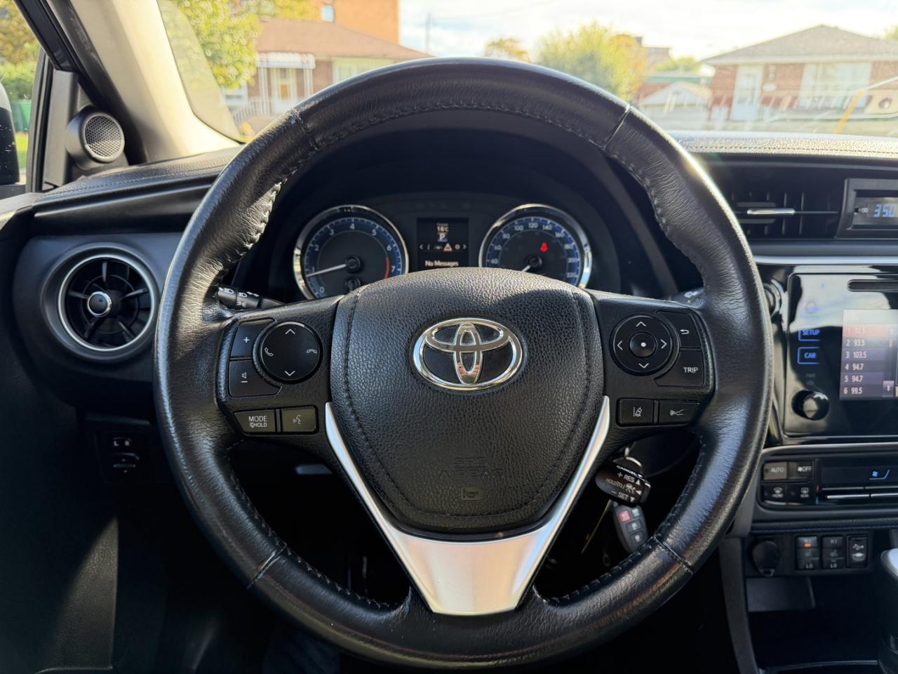 2017 Toyota Corolla SE - Photo #16