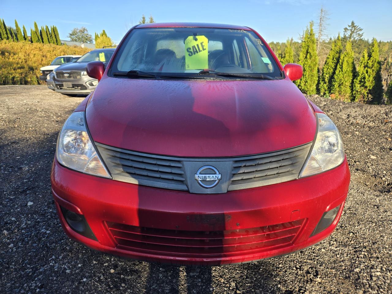 2011 Nissan Versa 1.6 Base - Photo #2