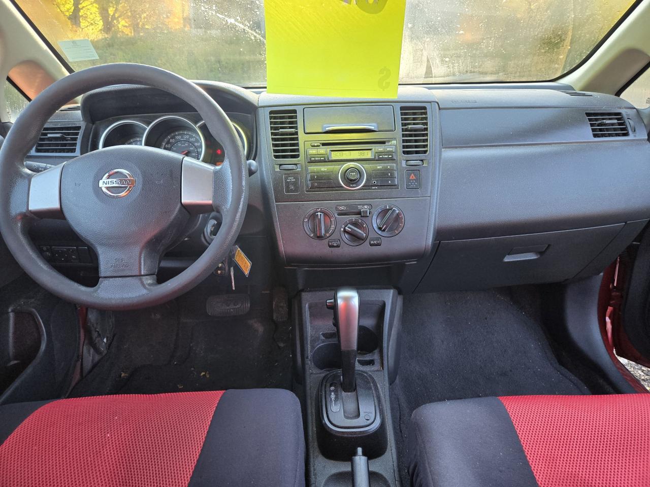 2011 Nissan Versa 1.6 Base - Photo #13