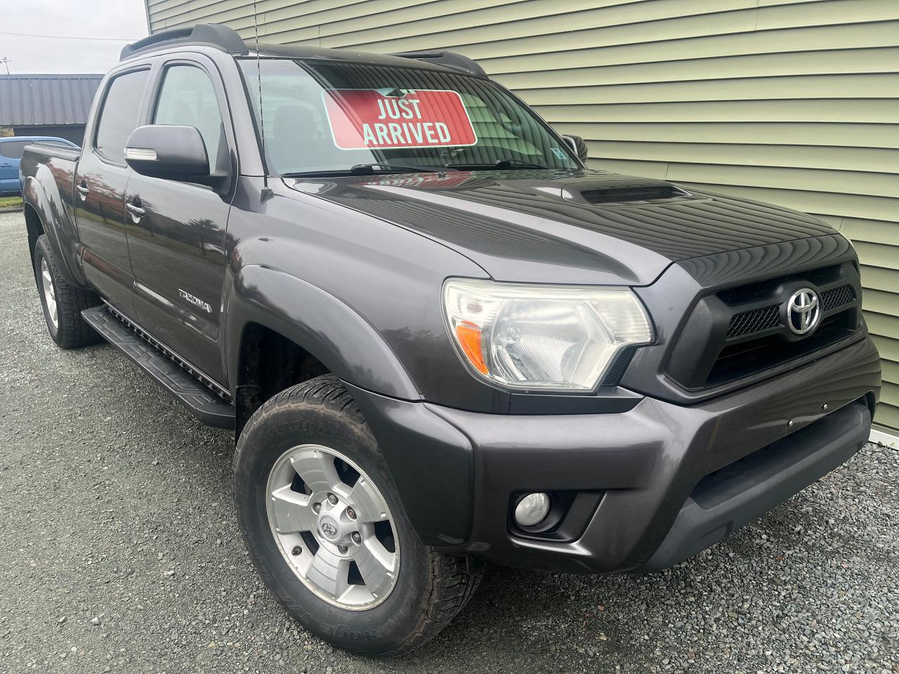 Used 2014 Toyota Tacoma TRD Sport for sale in Hilden, NS