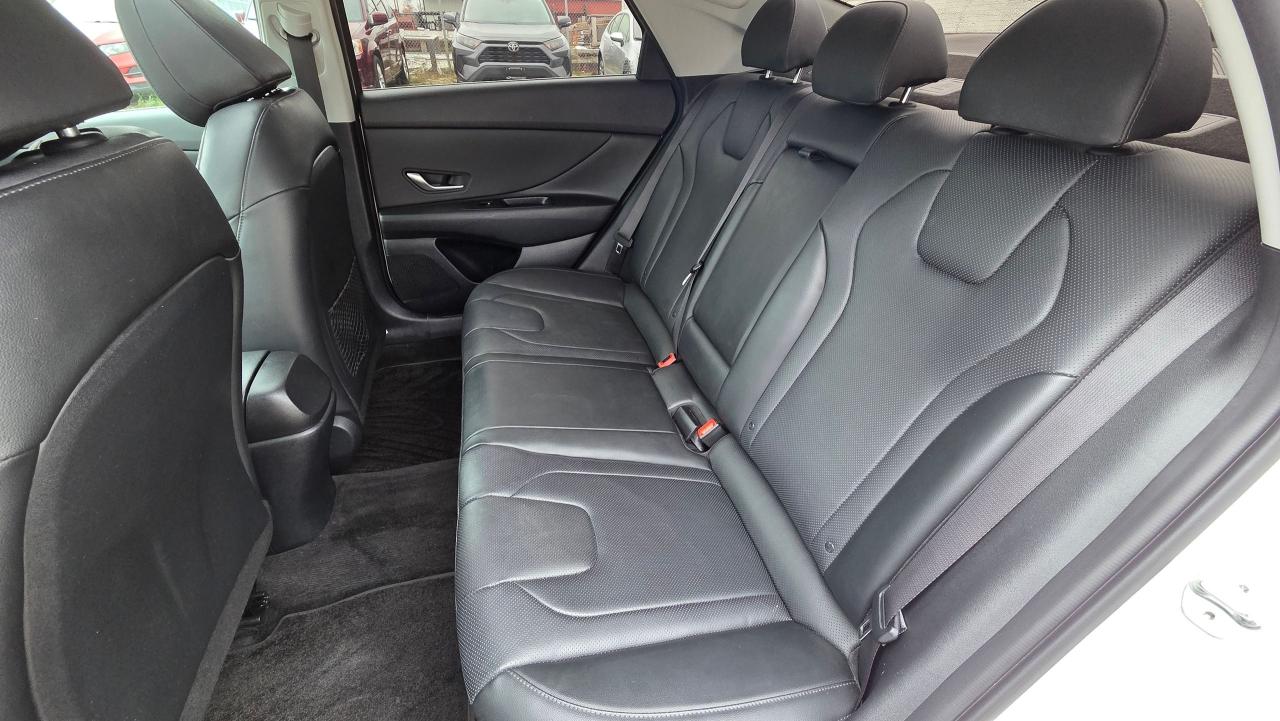 2022 Hyundai Elantra Ultimate - Photo #9