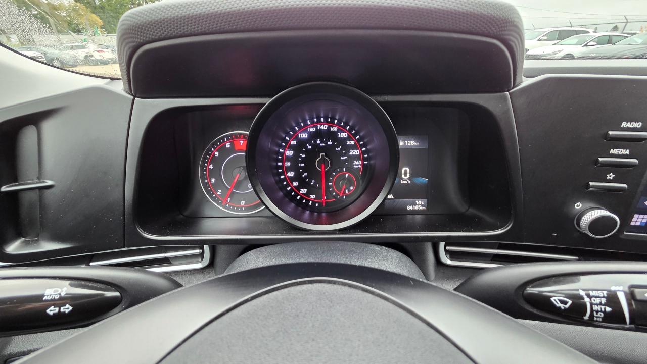 2022 Hyundai Elantra Ultimate - Photo #18