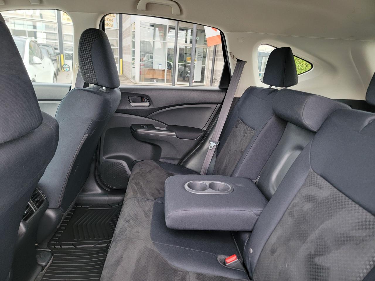 2016 Honda CR-V LX - Photo #12
