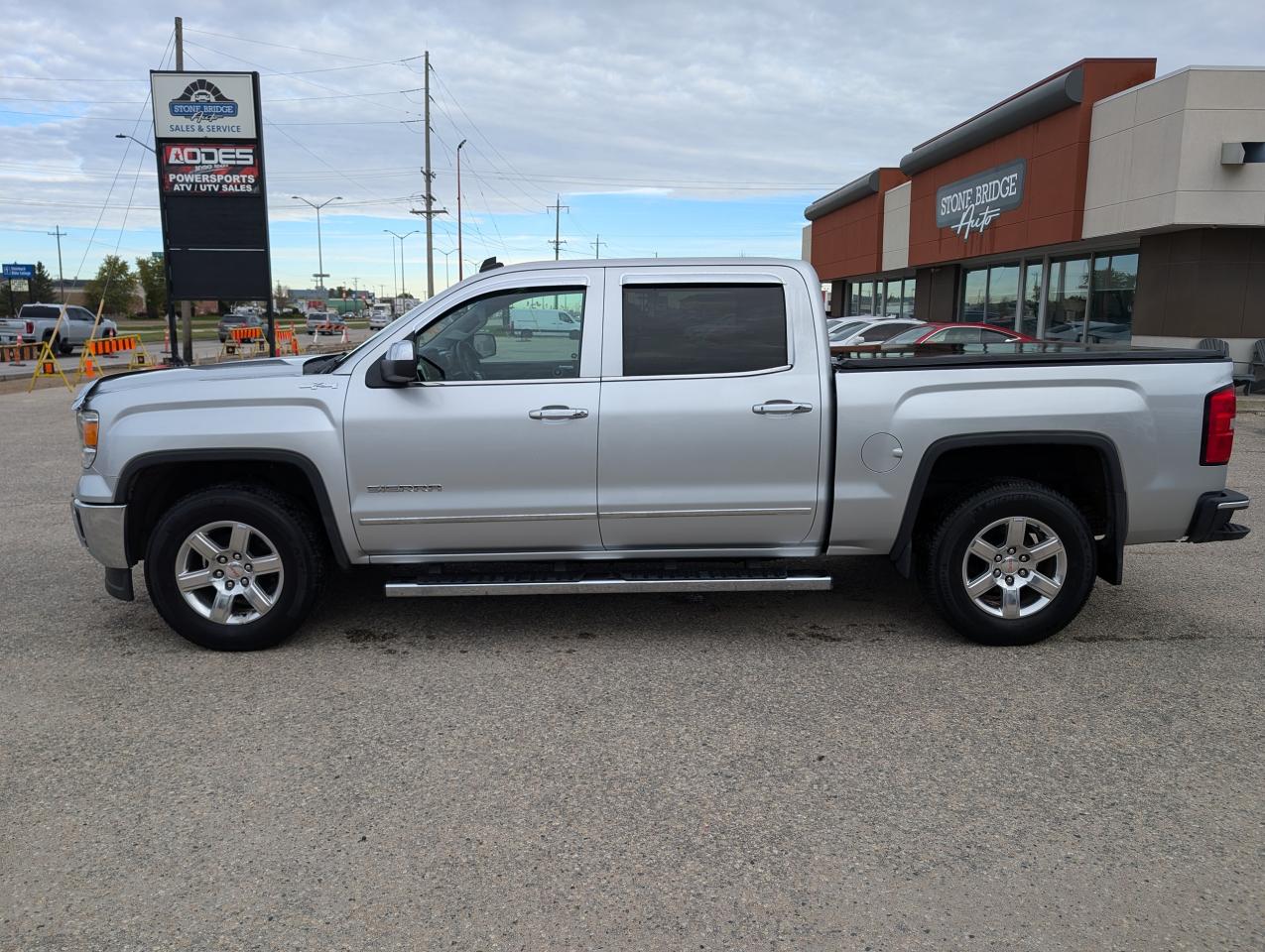 2014 GMC Sierra 1500 SLT | Leather | Htd Steering | Cooled Seats - Photo #6
