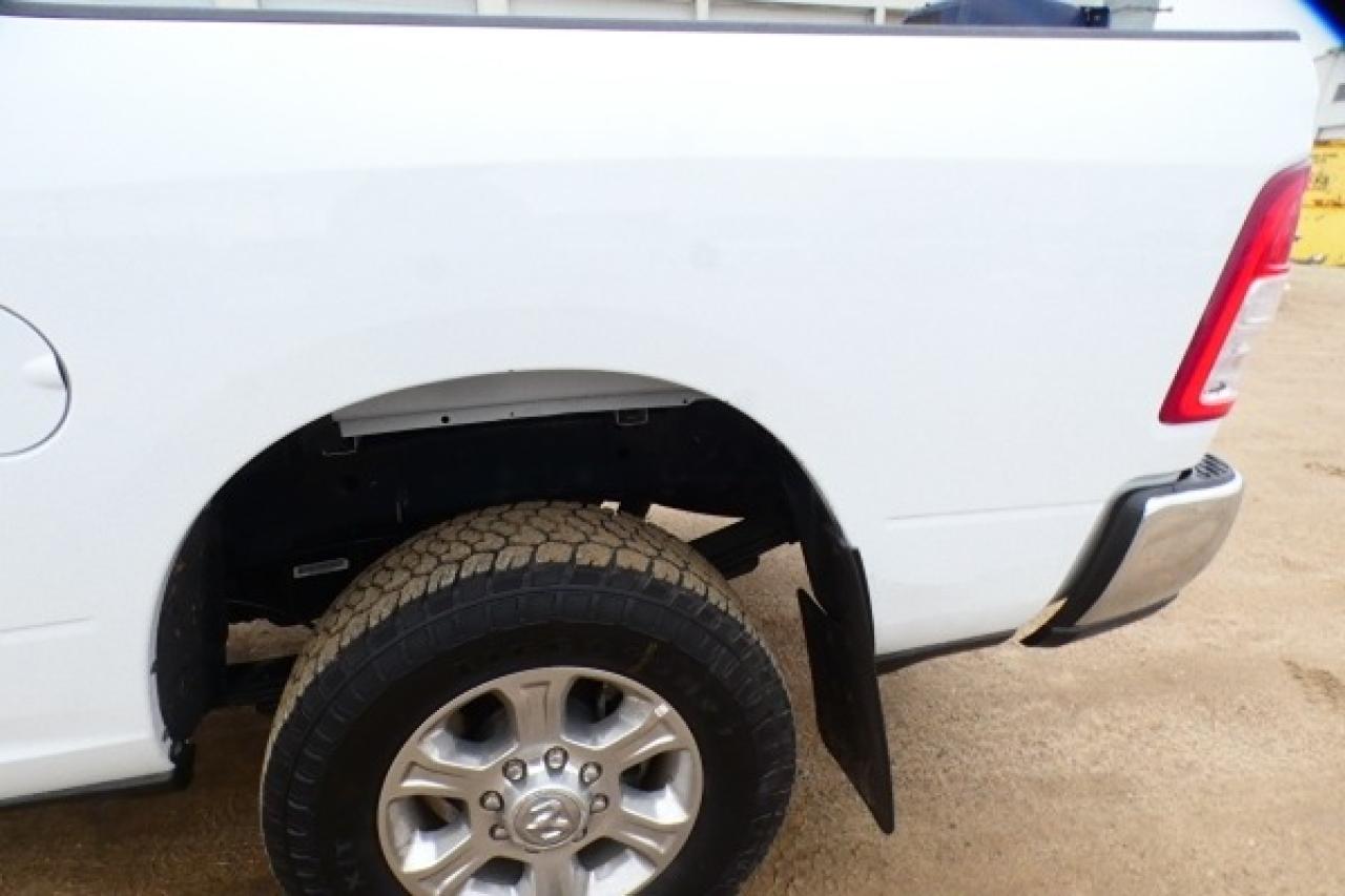 2024 Dodge Ram 3500 Big Horn  DSL Crew Cab 8' Box w/Power cloth, BUC - Photo #24