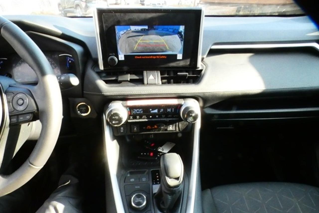 2025 Toyota RAV4 Hybrid XLE AWD w/Htd cloth, S/R, BUC - Photo #15