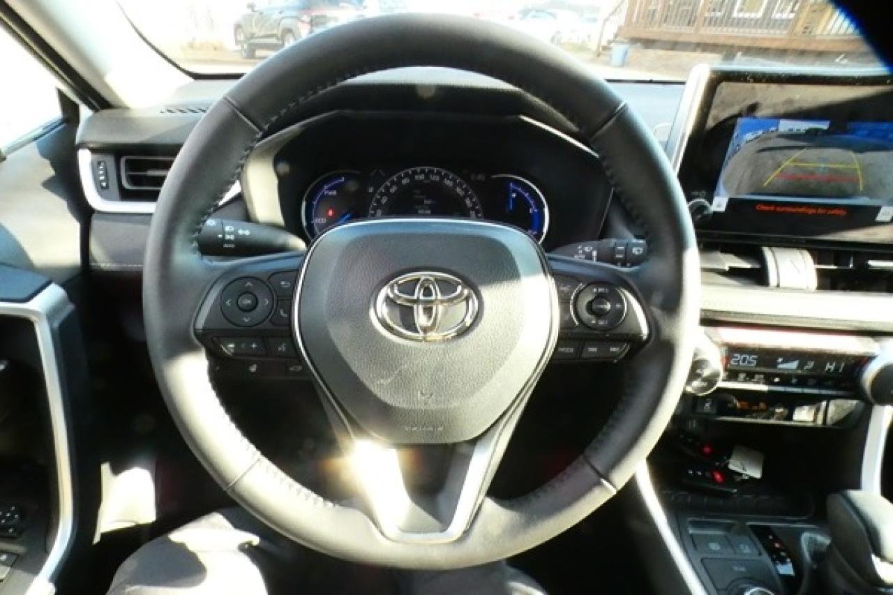 2025 Toyota RAV4 Hybrid XLE AWD w/Htd cloth, S/R, BUC - Photo #13