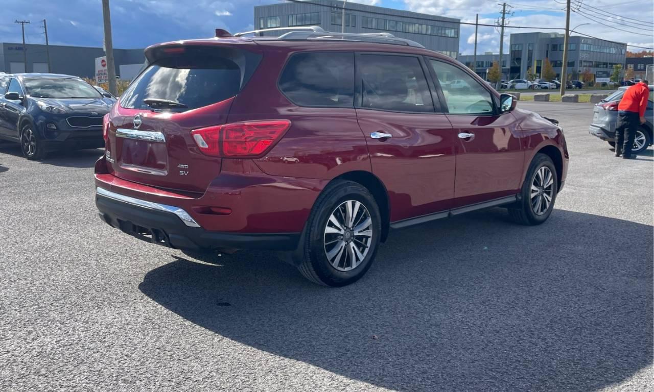 2019 Nissan Pathfinder SV Tech - Photo #3
