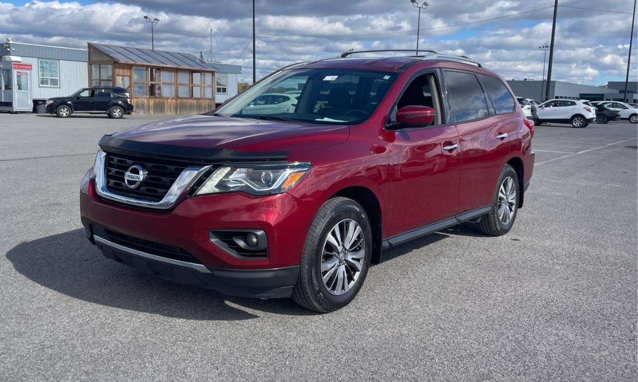 2019 Nissan Pathfinder SV Tech - Photo #2