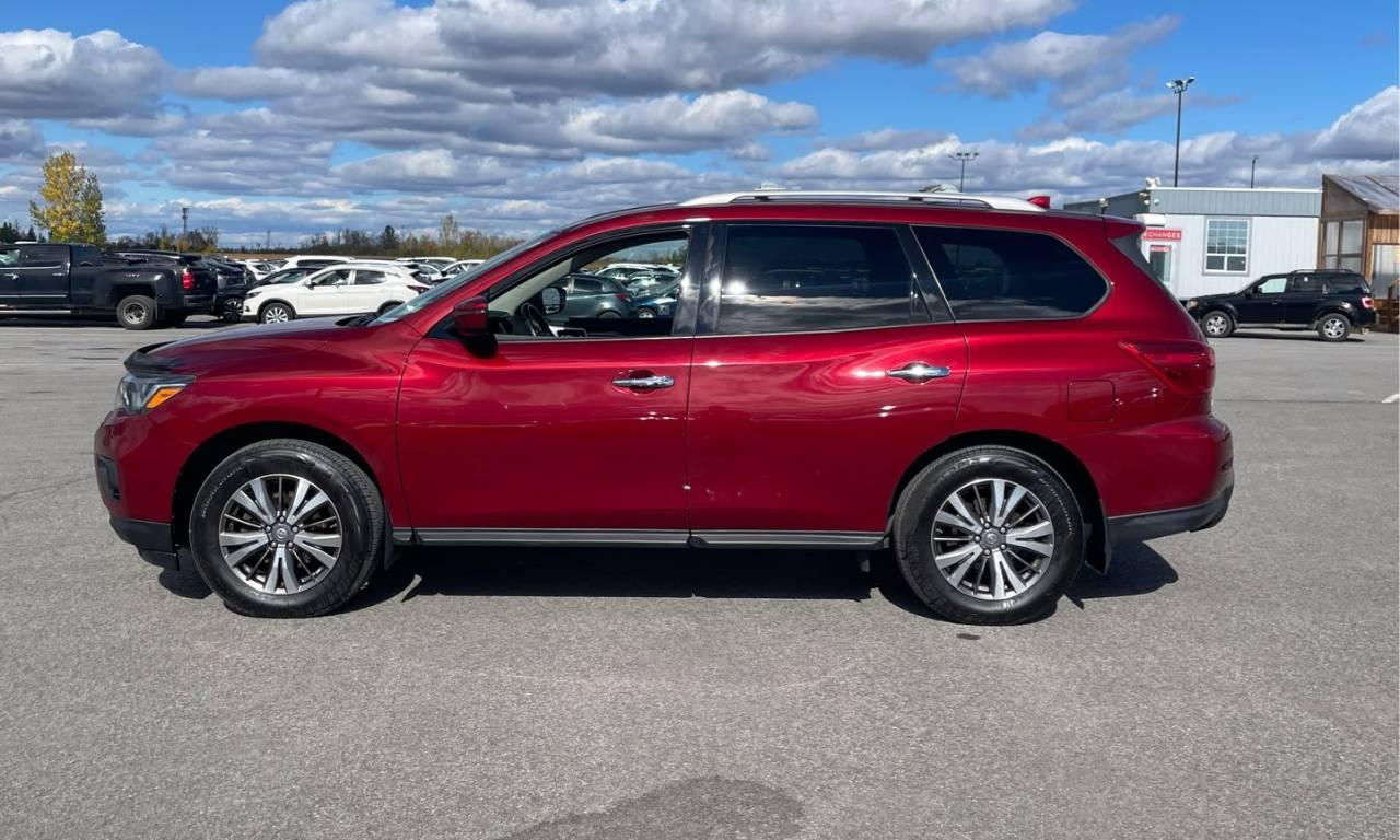 2019 Nissan Pathfinder SV Tech - Photo #6