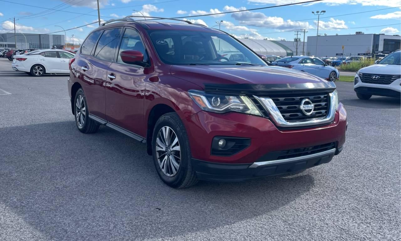2019 Nissan Pathfinder SV Tech