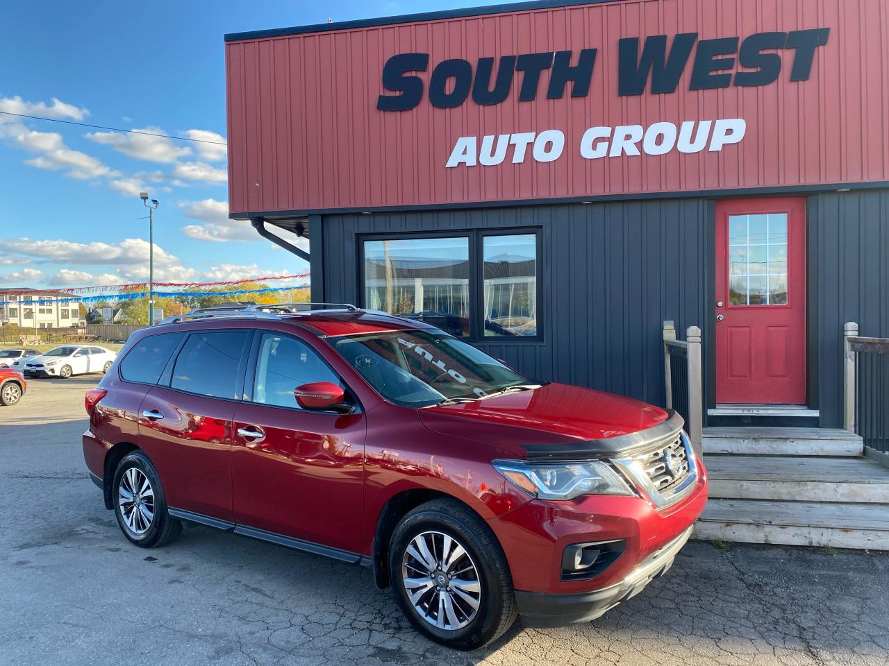 Used 2019 Nissan Pathfinder SV Tech 7 Pass for sale in London, ON