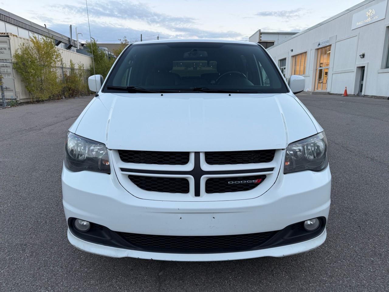 2018 Dodge Grand Caravan GT - Photo #2