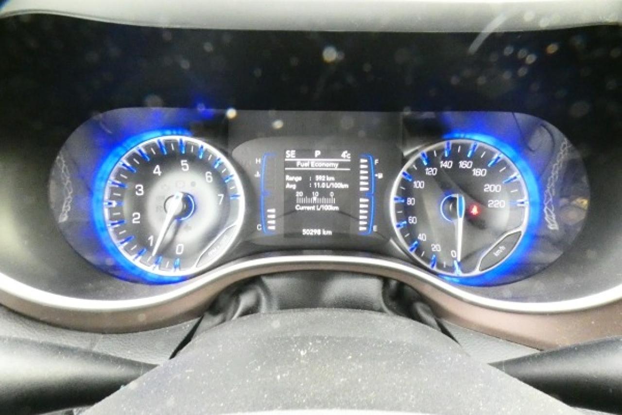 2024 Chrysler Grand Caravan SXT 2WD w/Htd cloth, NAV, BUC - Photo #14