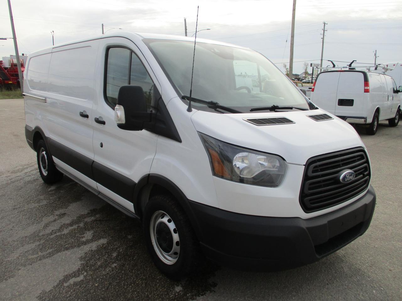 2019 Ford Transit T-150 130" Low Rf 8600 GVWR Sliding RH Dr - Photo #3