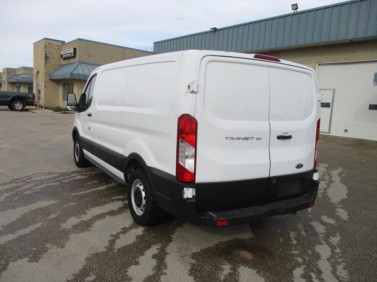 2019 Ford Transit T-150 130" Low Rf 8600 GVWR Sliding RH Dr - Photo #6