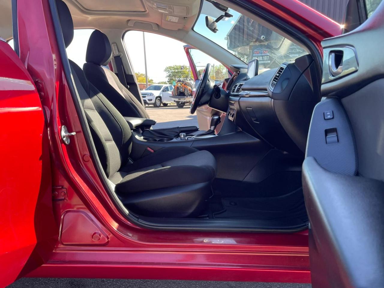 2015 Mazda MAZDA3 GS AUTO LOW KM NO ACCIDENT  CERITFIED SUNROOF - Photo #19
