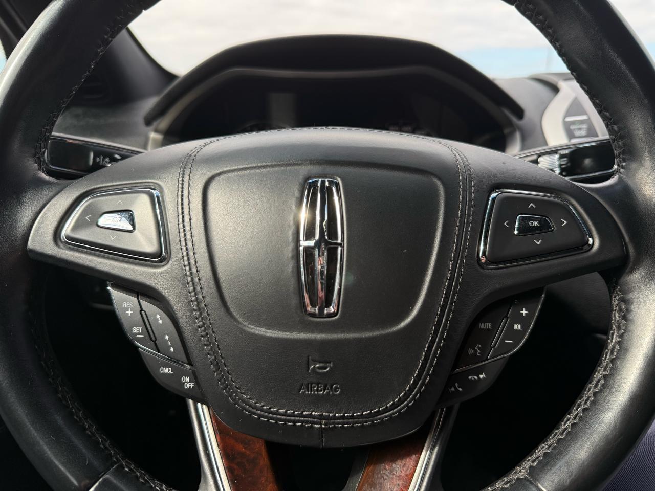 2017 Lincoln MKZ Reserve | Navigation | Backup Camera | Sunroof - Photo #16