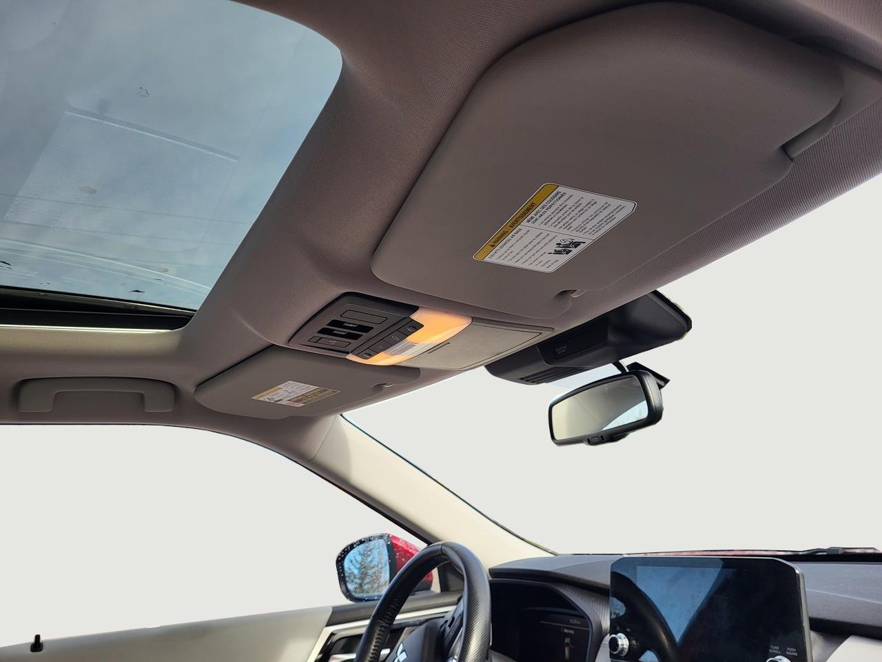 2024 Mitsubishi Outlander SEL Photo