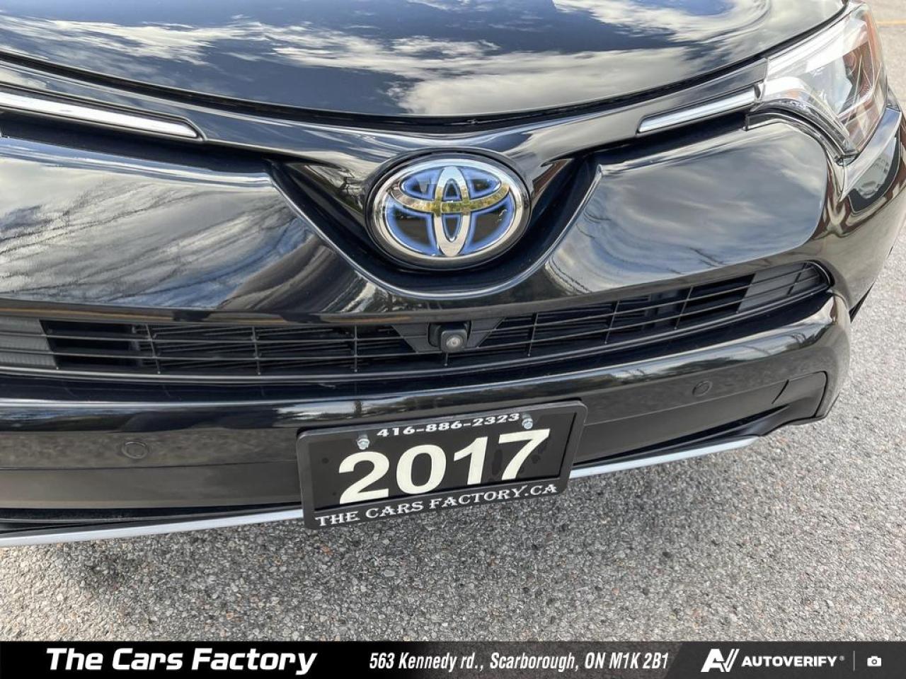 2017 Toyota RAV4 LIMITED Leather/Camera/Roof - Mint! - Photo #8