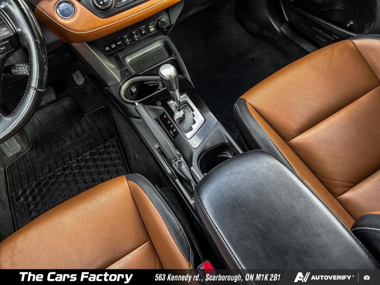 2017 Toyota RAV4 LIMITED Leather/Camera/Roof - Mint! - Photo #16