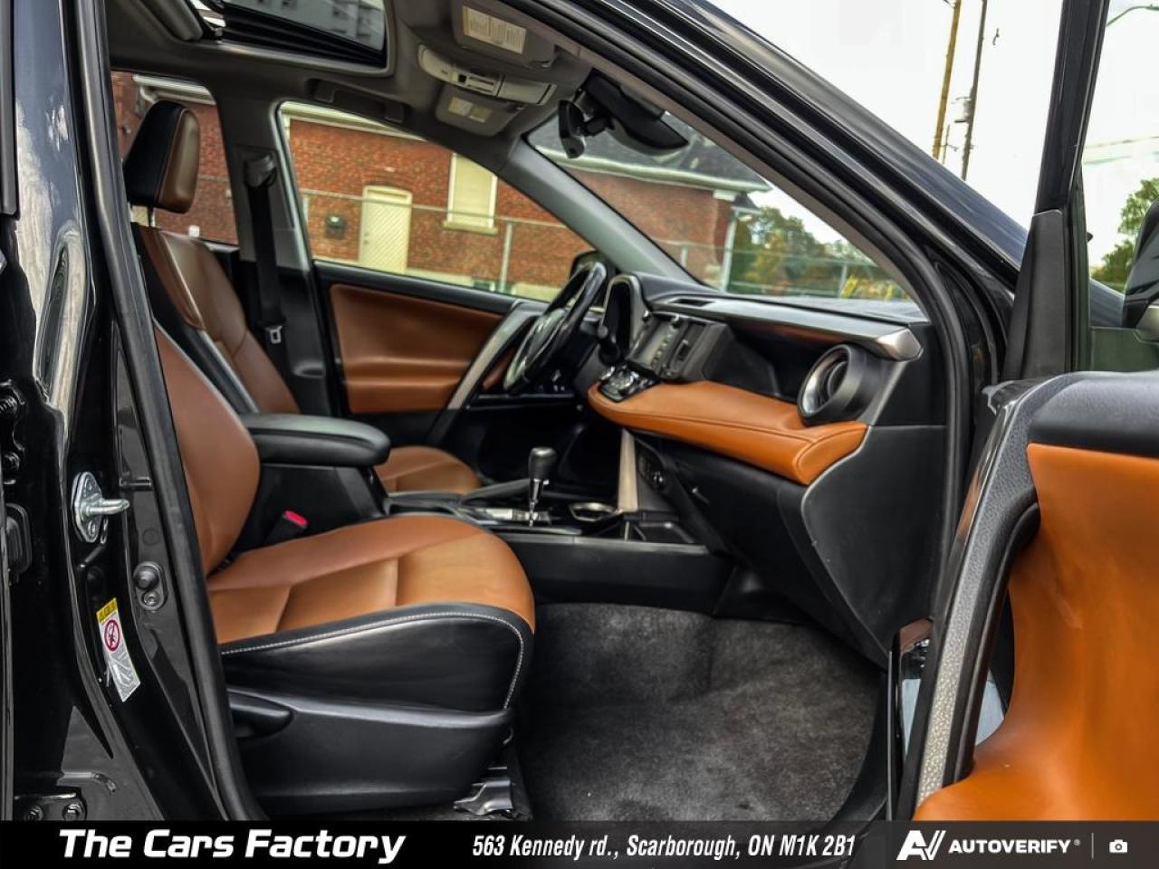 2017 Toyota RAV4 LIMITED Leather/Camera/Roof - Mint! - Photo #22