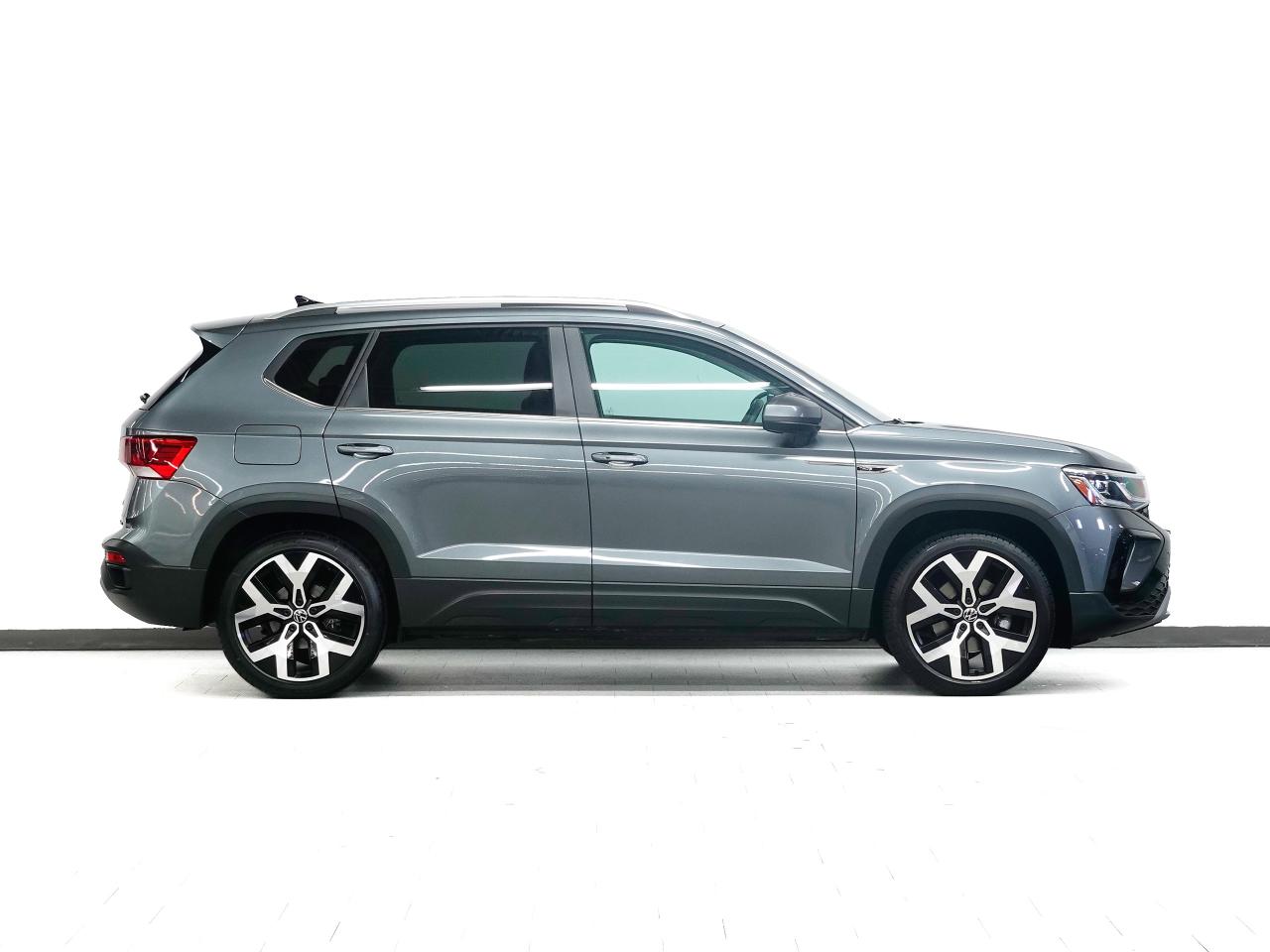 2022 Volkswagen Taos HIGHLINE | AWD | Nav | Leather | Pano roof | BSM