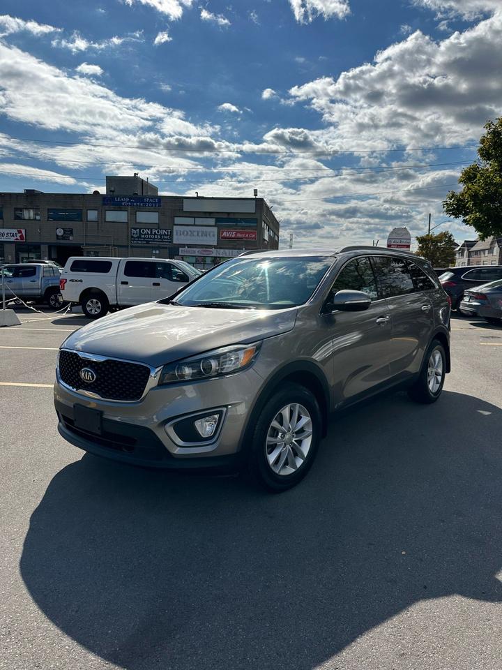 2017 Kia Sorento LX Photo