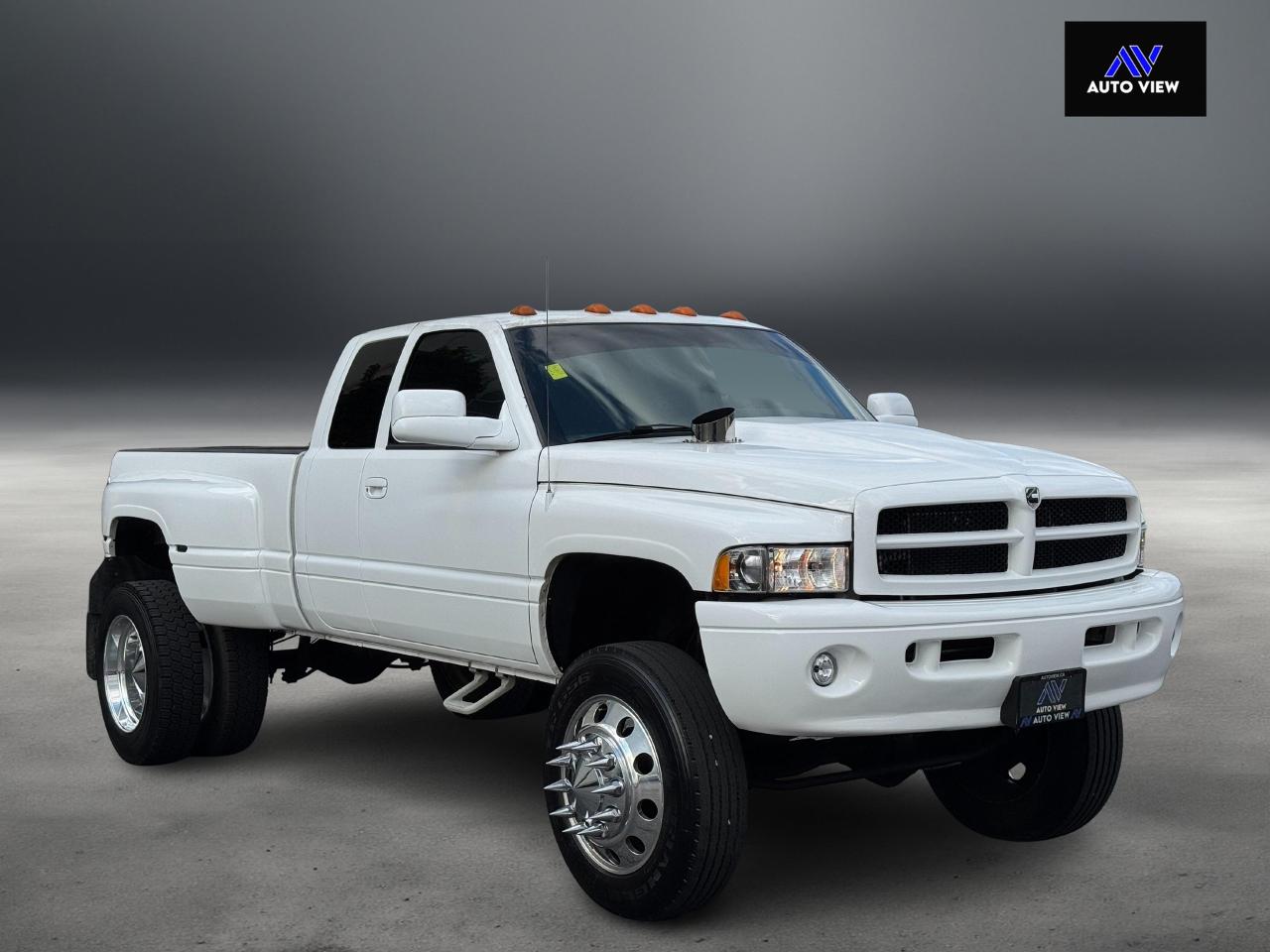 2001 Dodge Ram 3500 DRW **FULL REBUILD**NV5600 TRANSMISSION** - Photo #3
