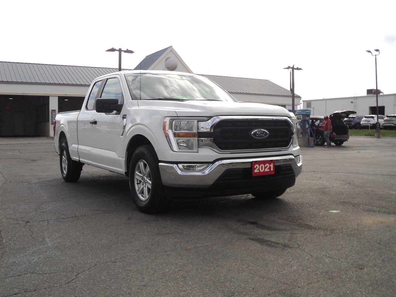 2021 Ford F-150 XLT  SuperCab 2WD 3.5L6cyl 6.5' Box BackUpCam - Photo #4
