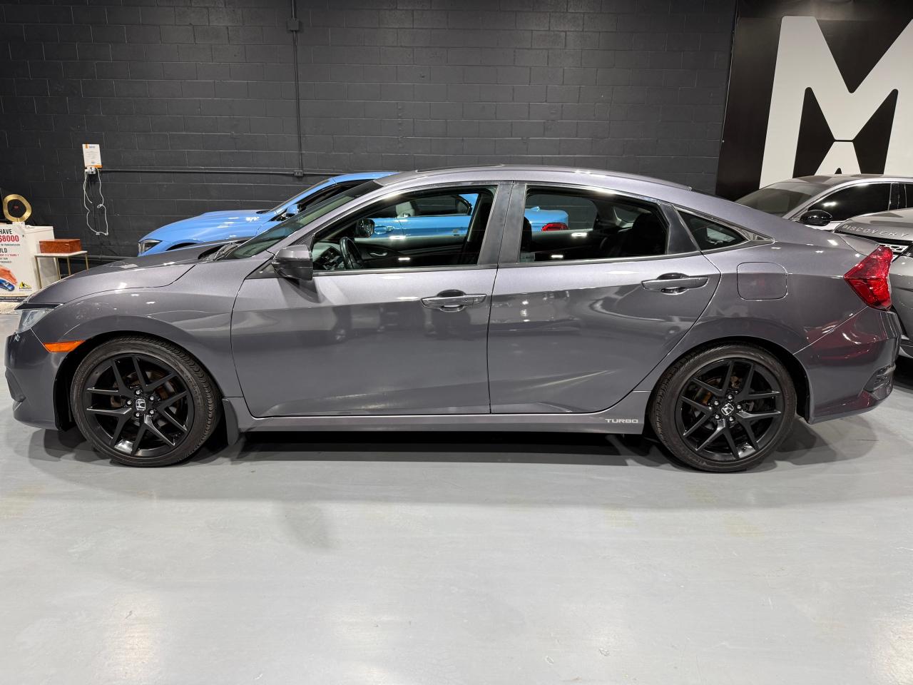 2016 Honda Civic 4dr CVT EX-T - Photo #9