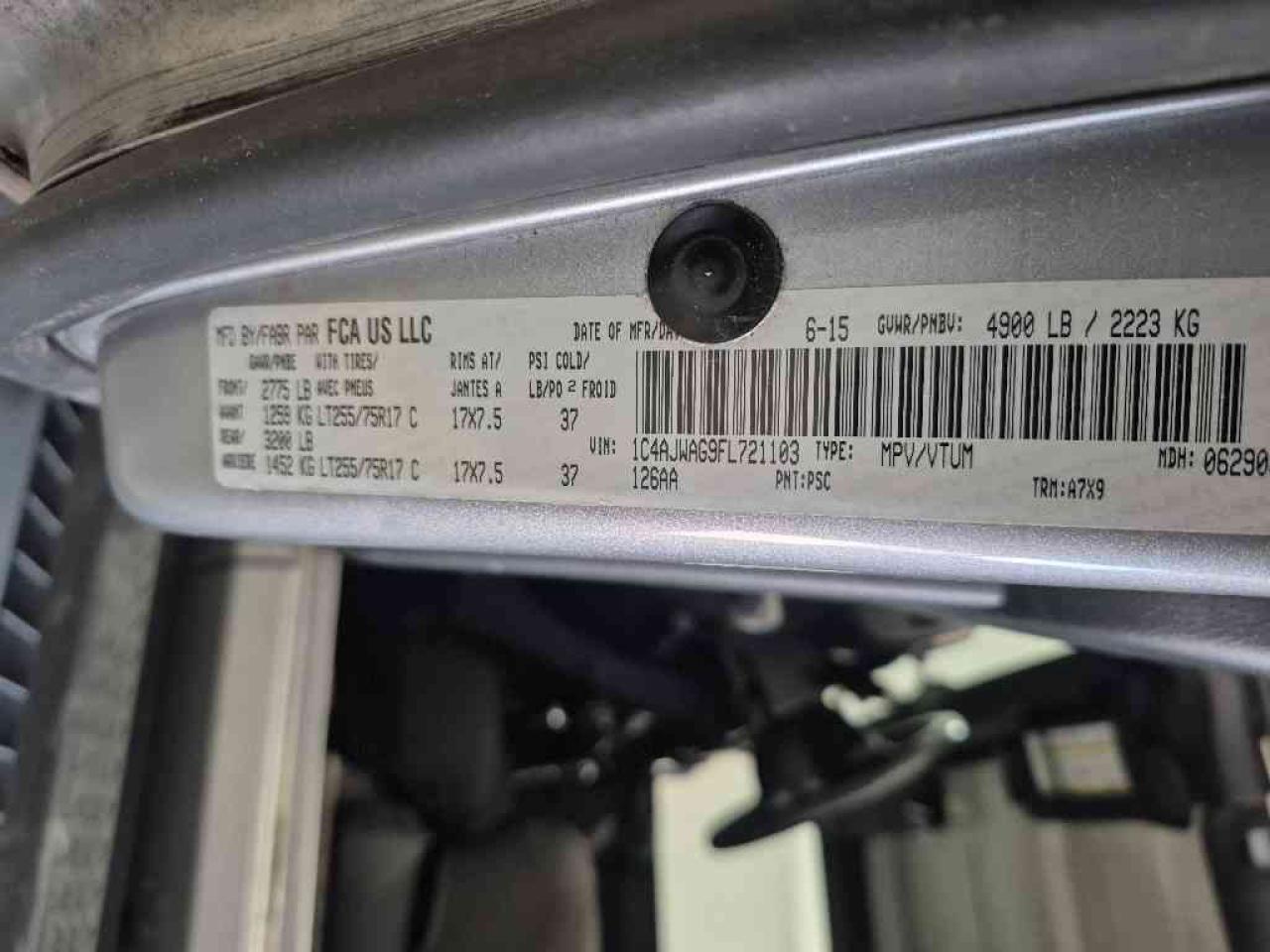 2015 Jeep Wrangler SPORT - Photo #12