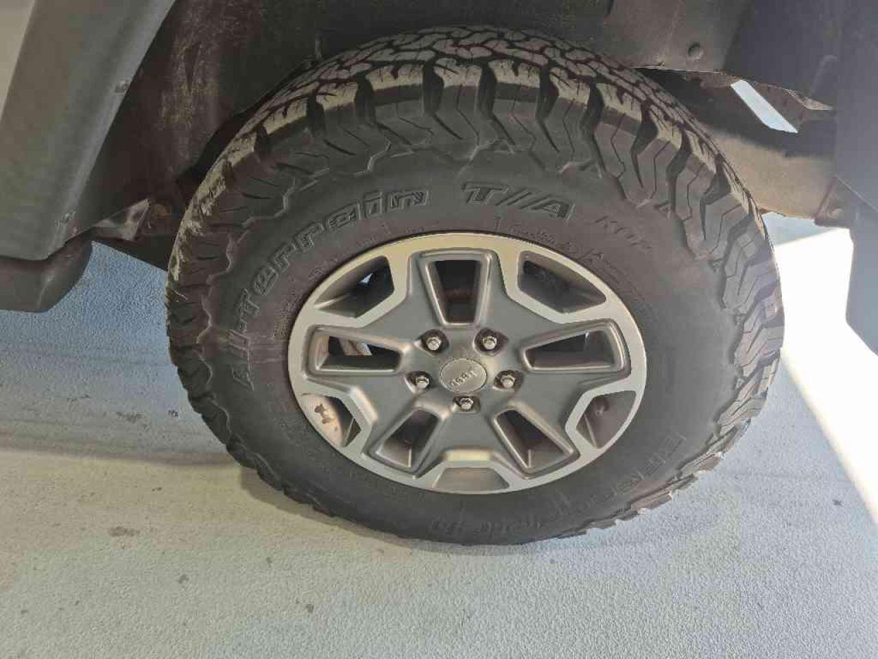 2015 Jeep Wrangler SPORT - Photo #16