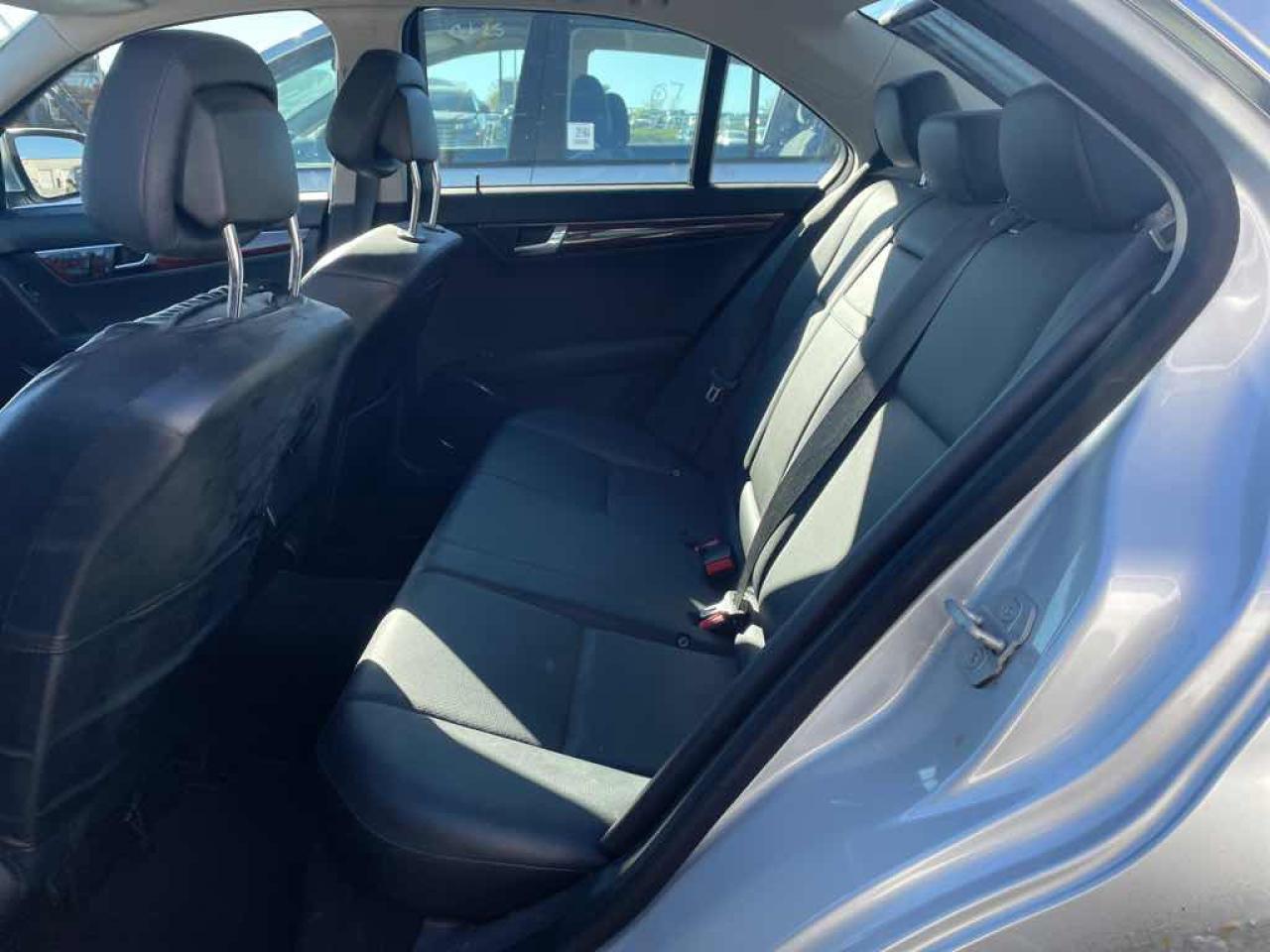 2008 MERCED C 300 4MATIC  - Photo #12