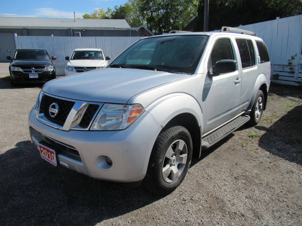 2010 Nissan Pathfinder S