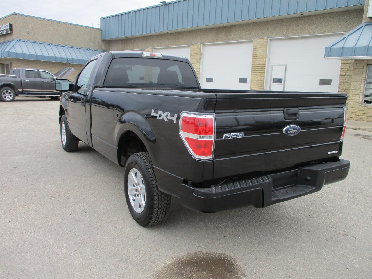 2011 Ford F-150 4WD REG CAB 145" XL - Photo #6